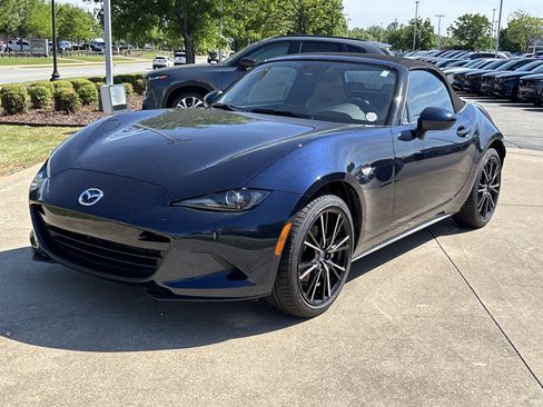 New 2026 MAZDA MX-5 Miata Grand Touring RWD image 10