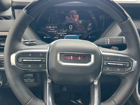 New 2026 GMC Yukon Elevation image 22