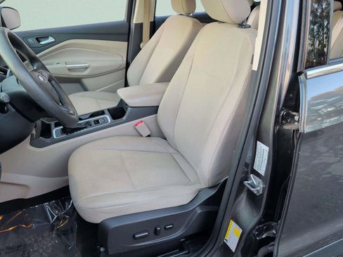 Used 2018 Ford Escape SE w/ SE Sync 3 Package image 21