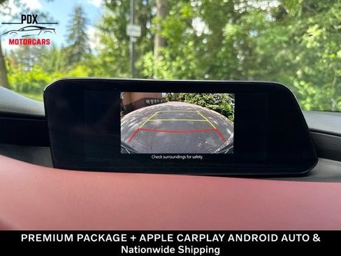 Used 2019 MAZDA MAZDA3 Hatchback w/ Premium Package FWD image 19