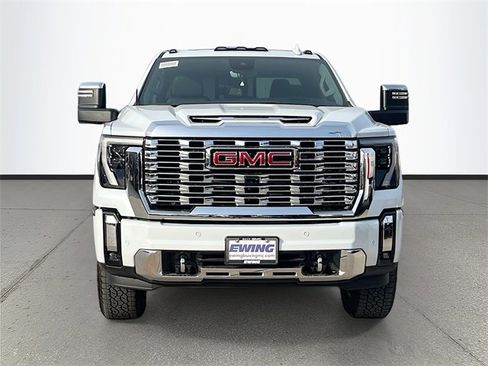 New 2026 GMC Sierra 2500 Denali w/ Denali Reserve Package image 2