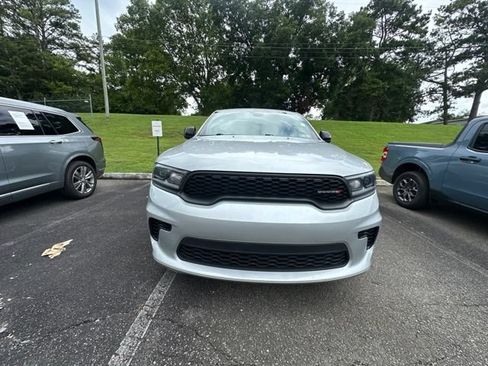 Used 2025 Dodge Durango GT AWD/4WD image 2