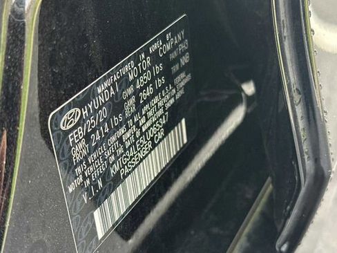 Used 2020 Genesis G70 3.3T w/ Prestige Package image 24