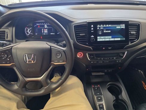 Used 2022 Honda Passport TrailSport image 21