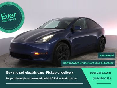 Used 2024 Tesla Model Y 2WD