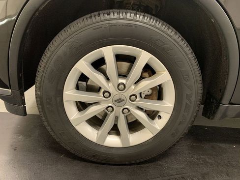 Used 2019 Dodge Durango SXT image 8