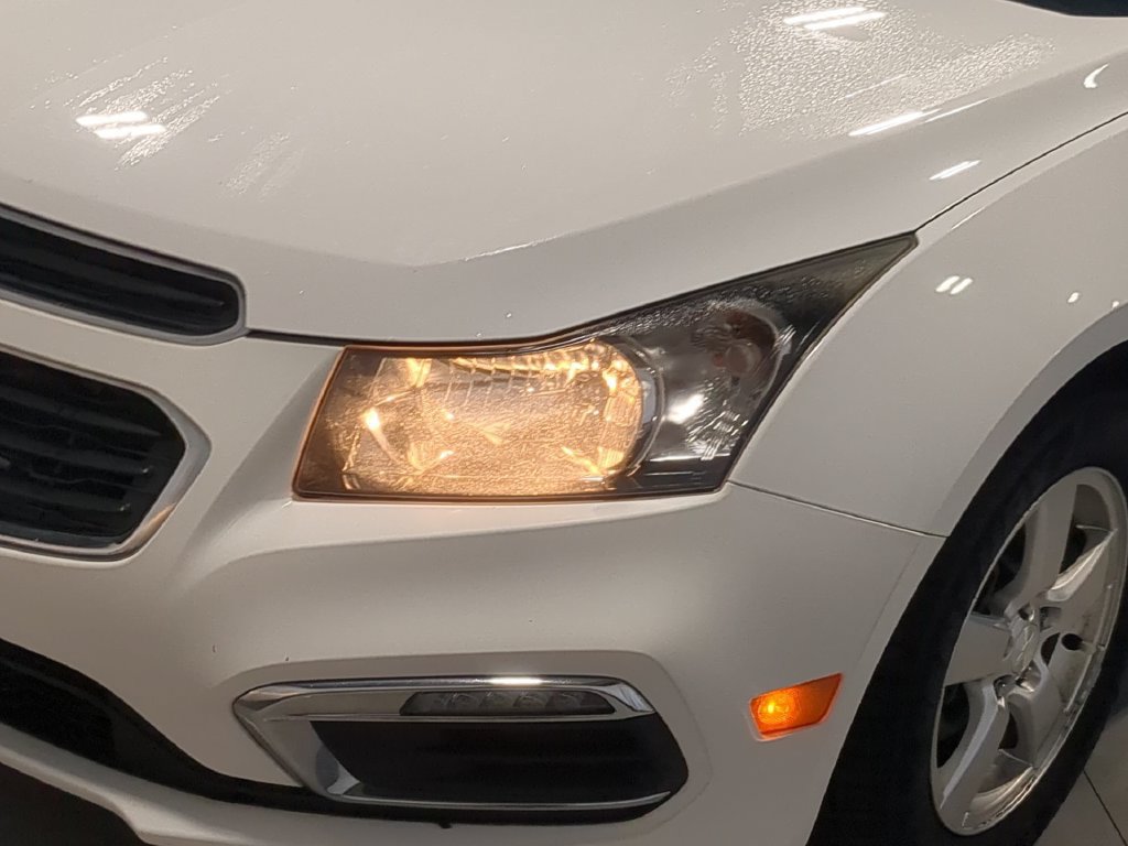 Used 2016 Chevrolet Cruze LT FWD image 14