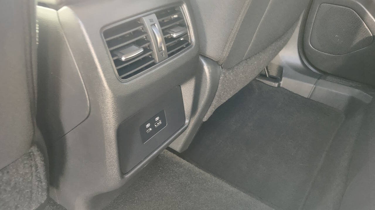 Used 2021 Nissan Rogue SV FWD image 30