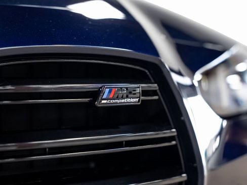 Used 2025 BMW M3 Competition w/ Executive Package image 6