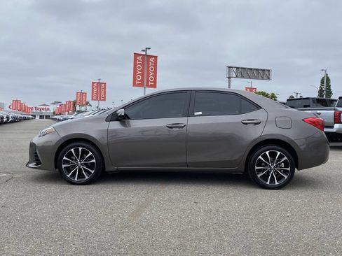 Used 2019 Toyota Corolla SE w/ Carpet Mat Package (TMS) FWD image 39