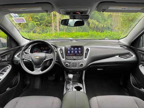 Used 2024 Chevrolet Malibu LT FWD image 5