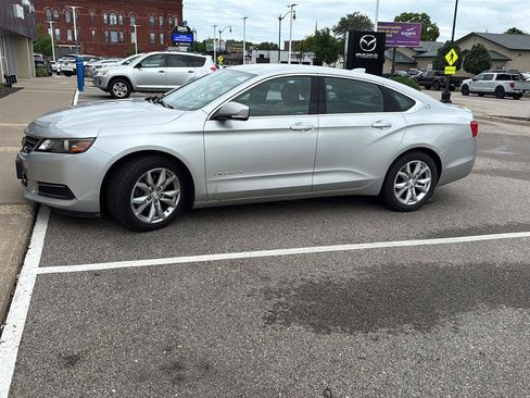 Used 2017 Chevrolet Impala LT w/ Convenience Package FWD image 17