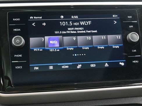 Used 2022 Volkswagen Atlas Cross Sport SEL R-Line image 22