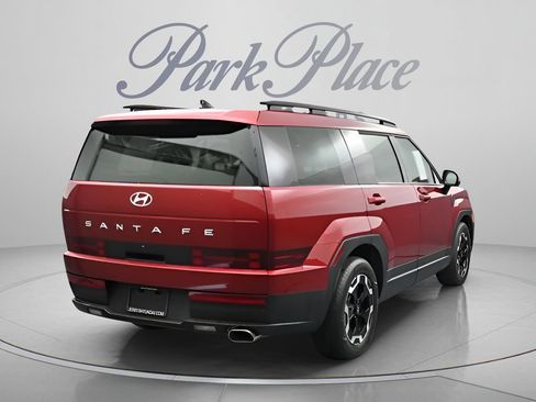 Used 2024 Hyundai Santa Fe SEL FWD image 15