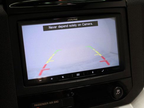 Used 2008 Saturn Sky w/ Premium Trim Package image 26