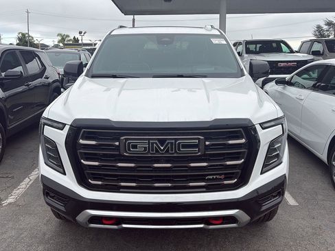 Used 2026 GMC Yukon AT4 Ultimate AWD/4WD image 7