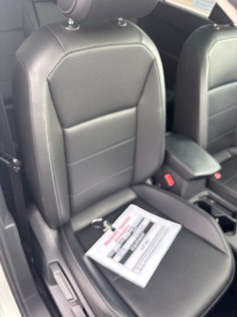 Used 2018 Volkswagen Tiguan SEL AWD/4WD image 13