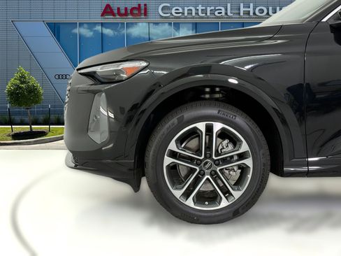 New 2025 Audi Q5 Premium Plus image 12