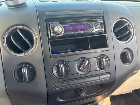 Used 2005 Ford F150 XLT AWD/4WD image 11