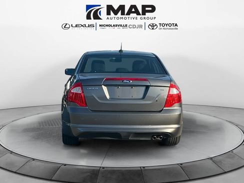 Used 2012 Ford Fusion SE image 4