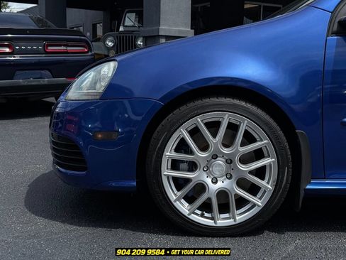 Used 2008 Volkswagen R32 AWD/4WD image 14