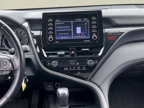 Used 2023 Toyota Camry SE image 13