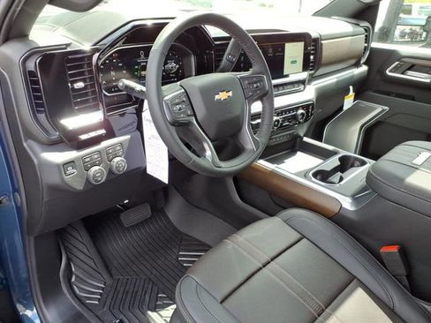 New 2026 Chevrolet Silverado 2500 High Country w/ High Country Premium Package AWD/4WD image 5