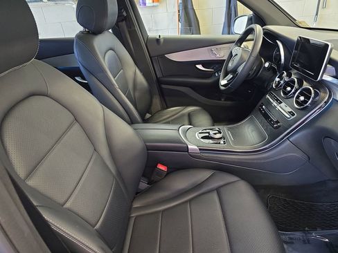 Certified 2019 Mercedes-Benz GLC 300 image 11