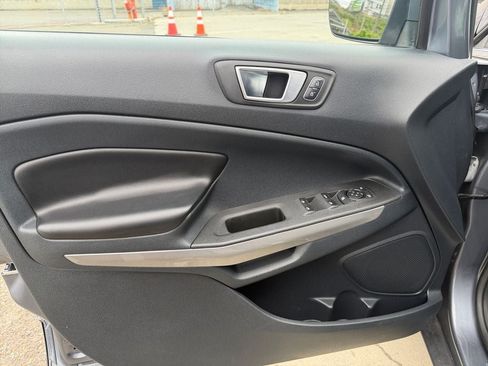 Used 2018 Ford EcoSport Titanium FWD image 20
