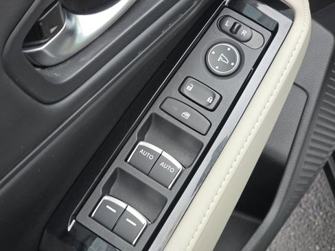 Certified 2023 Honda Accord Touring image 27