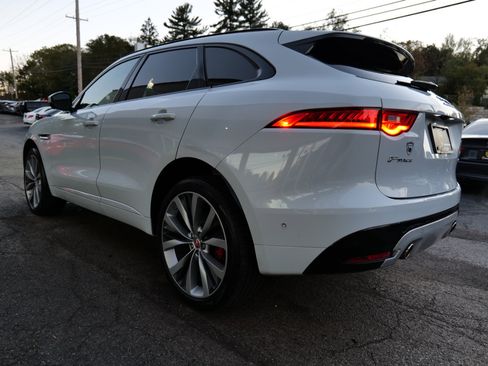 Used 2019 Jaguar F-PACE S image 90