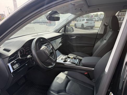 Used 2023 Audi Q7 2.0T Premium Plus w/ Premium Plus Package AWD/4WD image 5