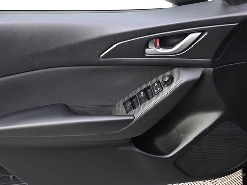 Used 2015 MAZDA MAZDA3 i SV image 21