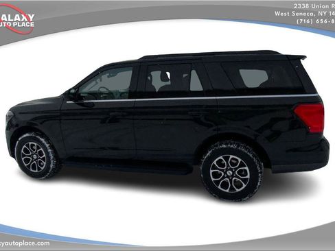 Used 2024 Ford Expedition XLT AWD/4WD image 8