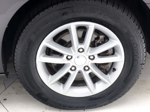 Used 2020 Dodge Grand Caravan SXT FWD image 30