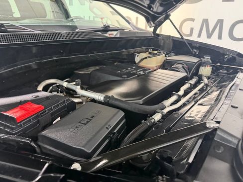 Used 2021 Chevrolet Silverado 1500 Custom w/ Rally Edition AWD/4WD image 7