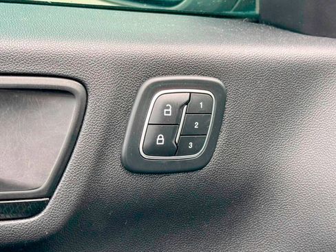 Used 2022 Ford Escape SEL w/ SEL Stealth AWD Package image 21