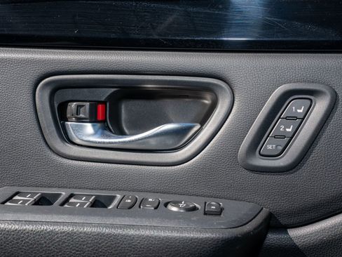 Certified 2023 Honda Pilot Touring image 32