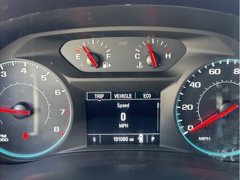 Used 2020 Chevrolet Malibu LT FWD image 15