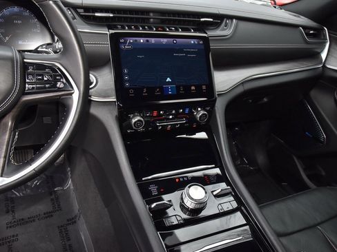 Used 2022 Jeep Grand Cherokee L Overland image 27