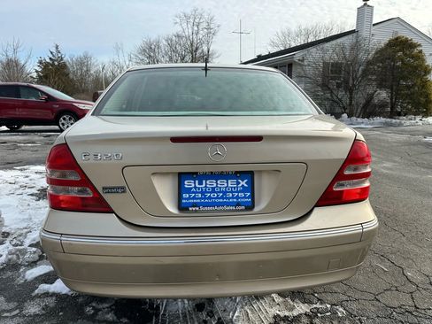 Used 2001 Mercedes-Benz C 320 Sedan image 5