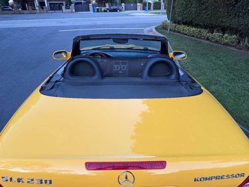 Used 2000 Mercedes-Benz SLK 230 image 17