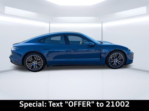 Used 2023 Porsche Taycan GTS image 36