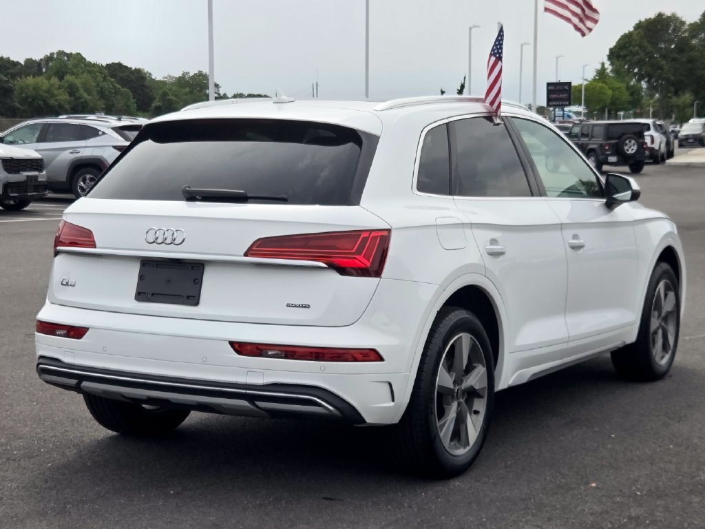 Used 2023 Audi Q5 2.0T Premium Plus w/ Premium Plus Package AWD/4WD image 4
