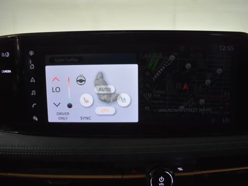 Used 2023 Nissan Ariya AWD/4WD image 23