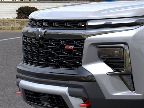 New 2026 Chevrolet Traverse Z71 image 13