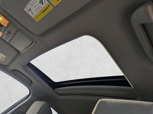 Used 2018 Honda CR-V EX image 14