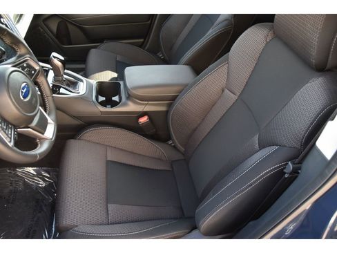 Certified 2025 Subaru Outback Premium image 14