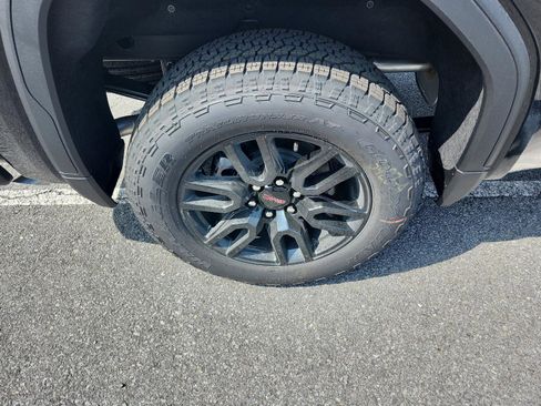 New 2026 GMC Sierra 1500 Pro w/ Graphite Edition image 5