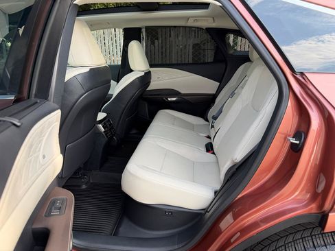Used 2023 Lexus RX 350 AWD w/ Accessory Package (Z1) image 17